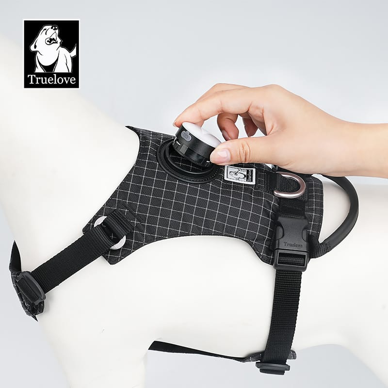 Truelove High-Tech Harness with LED Light and GPS Tracker Holder Innovative Harness - immagine 7